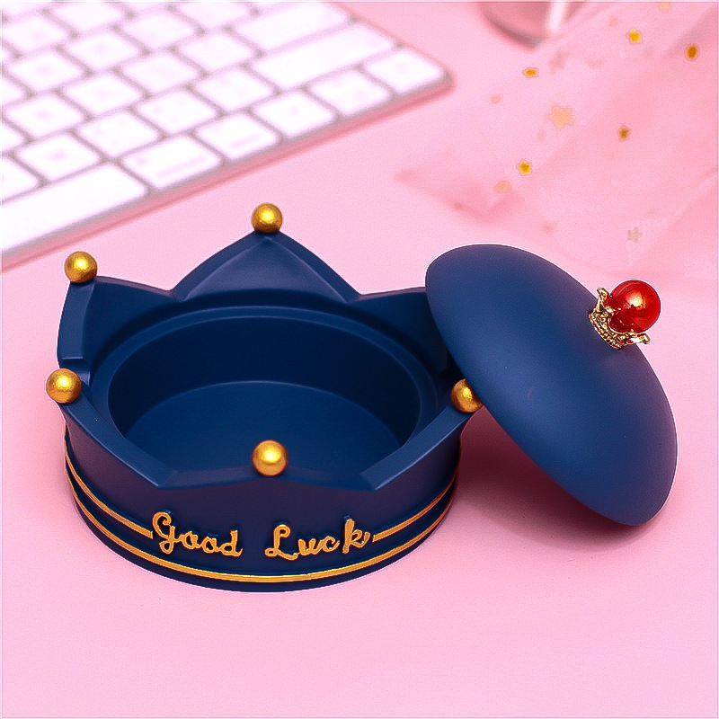 Crown ashtray, lady ashtray. P - Home Office Trend 评论和价格